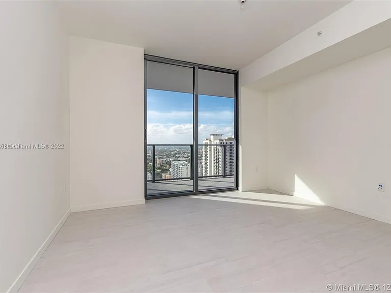 1000 Brickell Plz #2904 — Photo 13