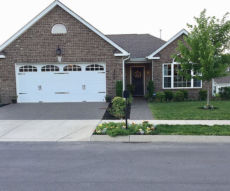 1st image of 342 Lola Ln