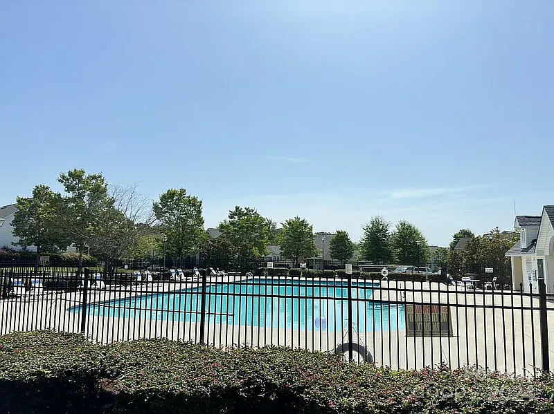 Building Photo - 10307 Bunclody Dr