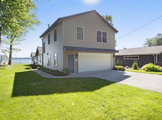 3143 Sandy Beach St, Wayland, MI 49348