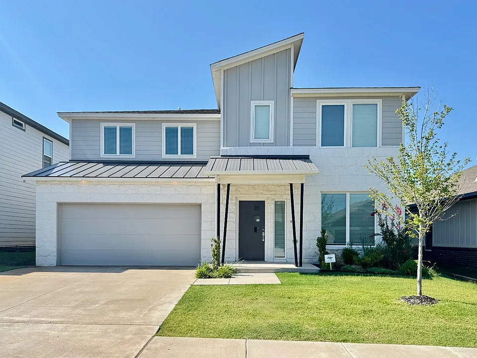 520 NW 176th Ter