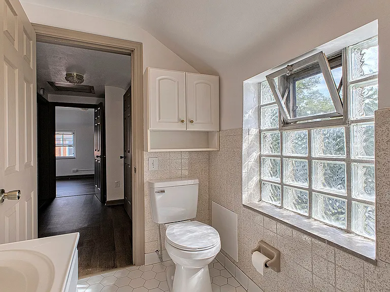 1524 Mansion Pl — Photo 13
