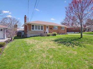 111 Leitch Dr, Grimsby, ON L3M 2T9