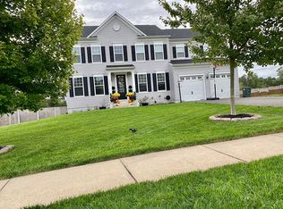 3384 Soaring Cir, Woodbridge, VA 22193