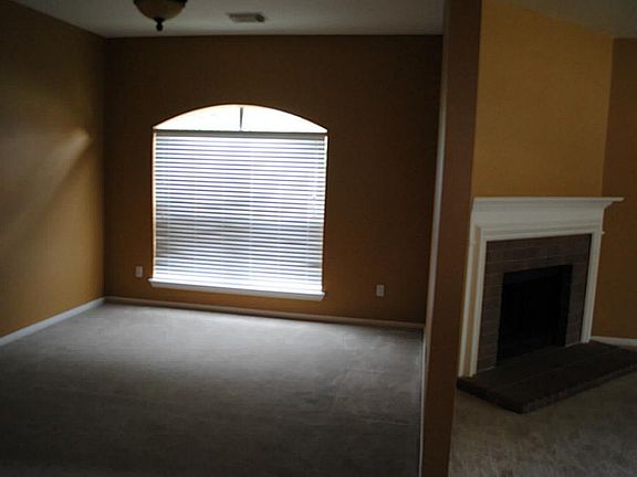 5th image of 18406 Water Mill Dr