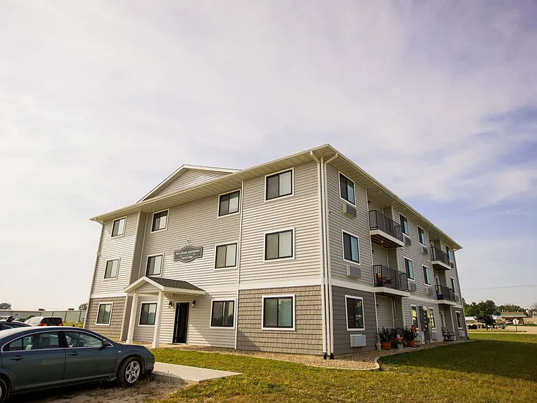 1100 W Marion St — Photo 21