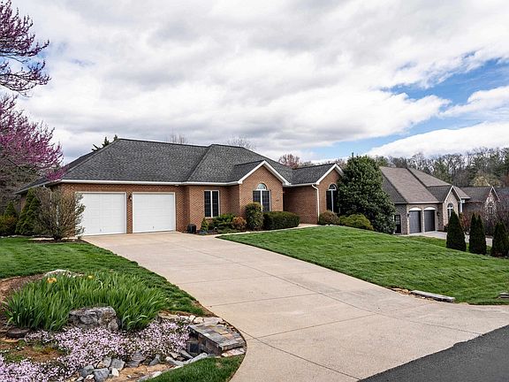 2nd image of 3180 Berryfield Dr