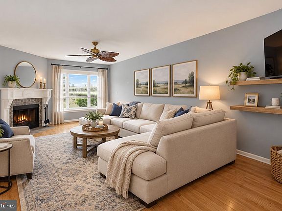 4th image of 208 Harbour Ridge Ln