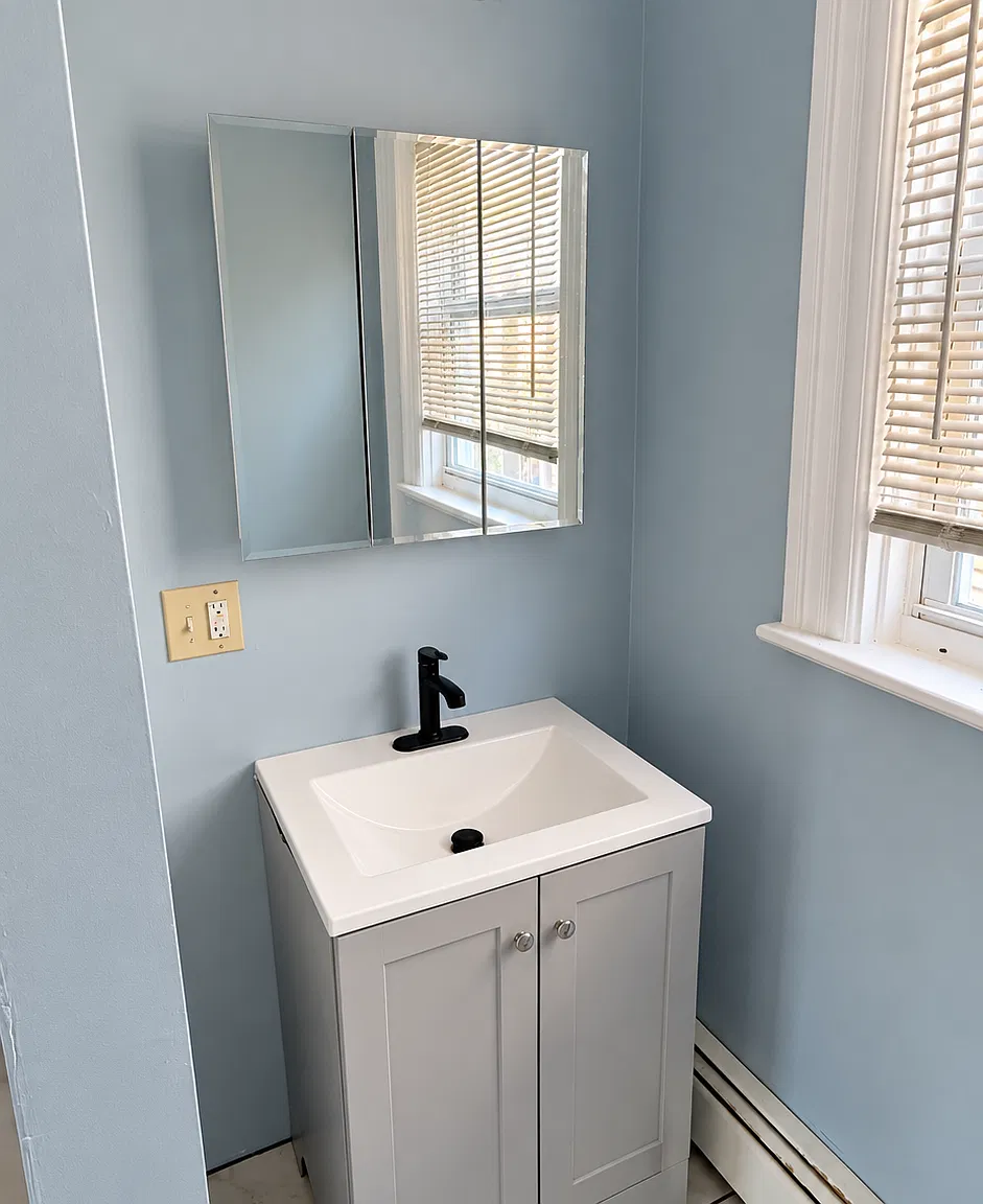 4 bed, $2,500 — Photo 4