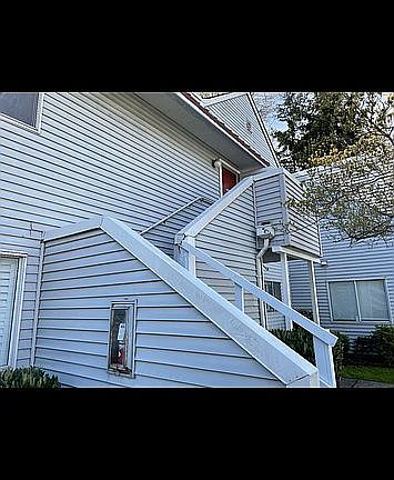 5th image of 406 4th Ave S