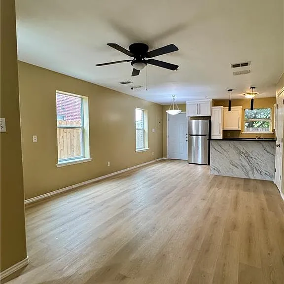 116 S 49th St #1 — Photo 11