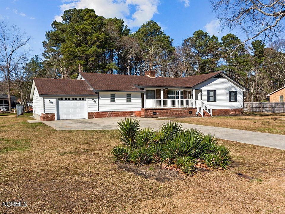 1st image of 203 Earl Drive