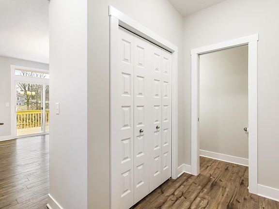 5th image of 2176 Brindle Dr #1