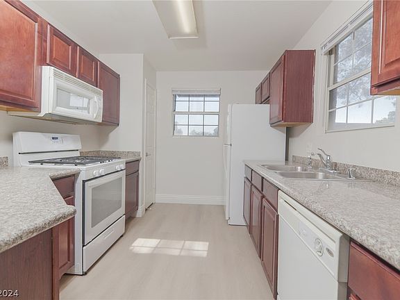 3rd image of 2801 N Rainbow Blvd APT 158