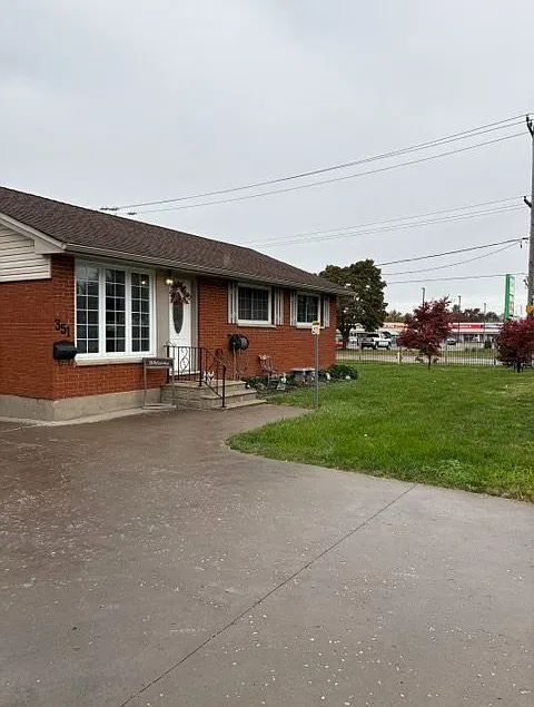 4 bed, $3,300 — Photo 3