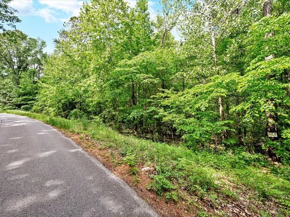 10 Mill Creek Rd, Falkville, AL 35622