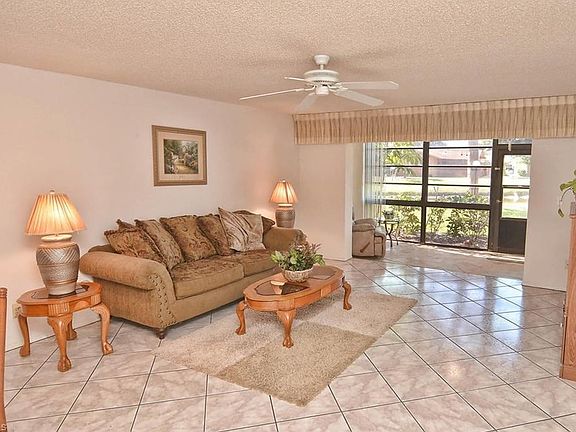 5th image of 5702 Foxlake Dr APT 2