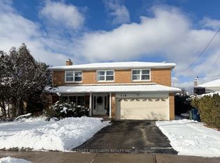 130 Kingslake Rd, Toronto, ON M2J3G1