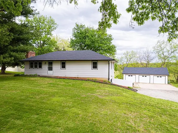 16929 State Route Dd Hwy, Savannah, MO 64485
