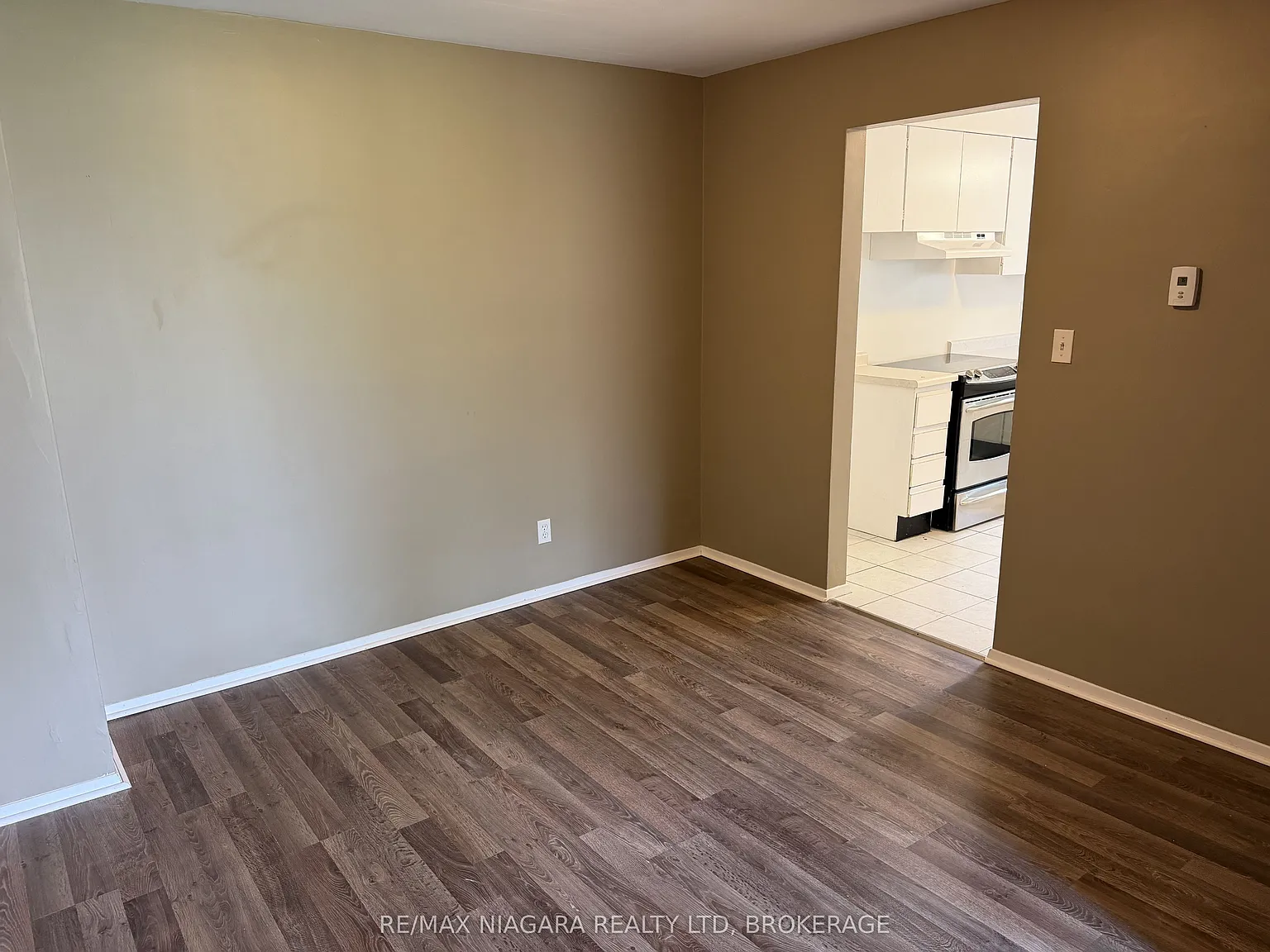 3 bed, $2,500 — Photo 3