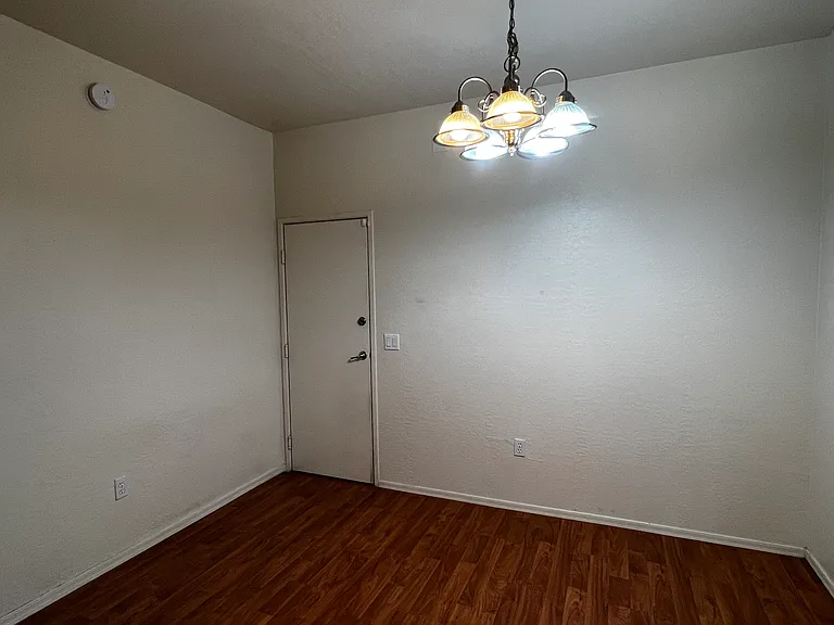 2250 E Deer Valley Rd #21 — Photo 6