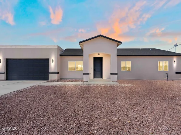 1443 Alisa Ct, Rio Rico, AZ 85648