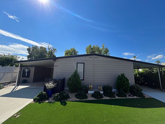2nd image of 421 S Paseo Laredo