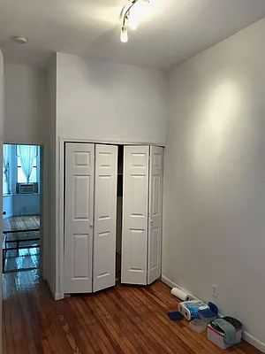 Rented by Flatiron Real Estate Advisors LLC | media 6