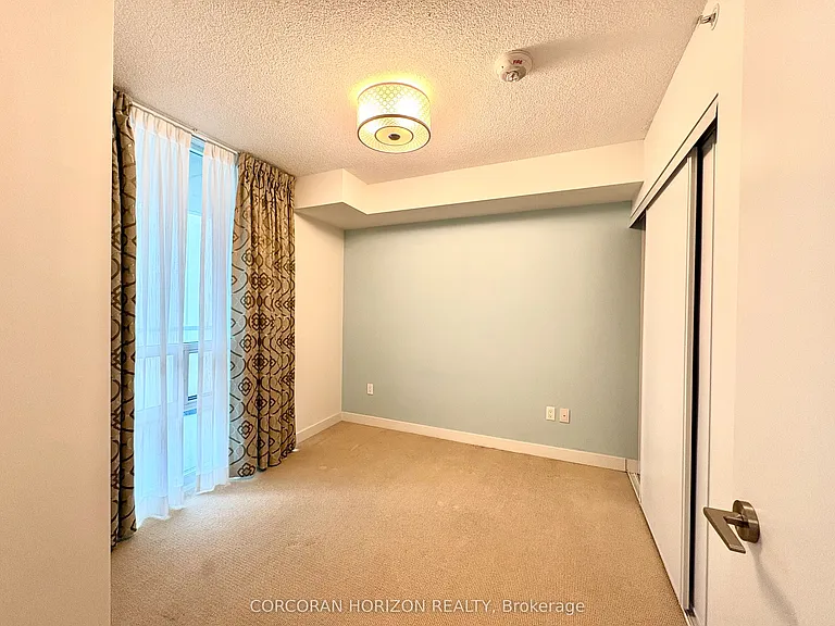 5740 Yonge St #708 — Photo 10