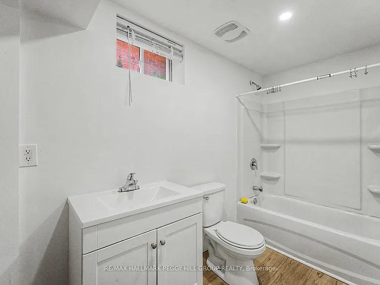 332 Harvie Rd #LOWER — Photo 9
