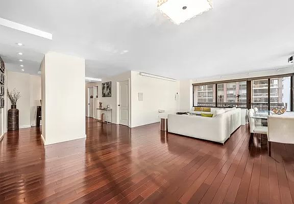 3rd image of 300 E 59th St #404/5