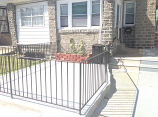 706 N 66th St, Philadelphia, PA 19151