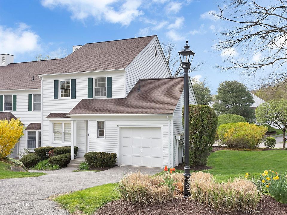 1st image of 120 Willow Ct