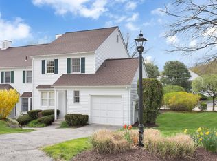 120 Willow Ct, Cross River, NY 10518