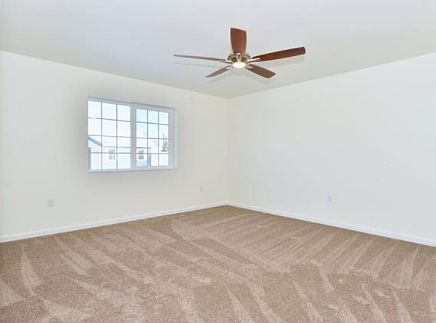 2nd image of 140 E 2nd Ave #3