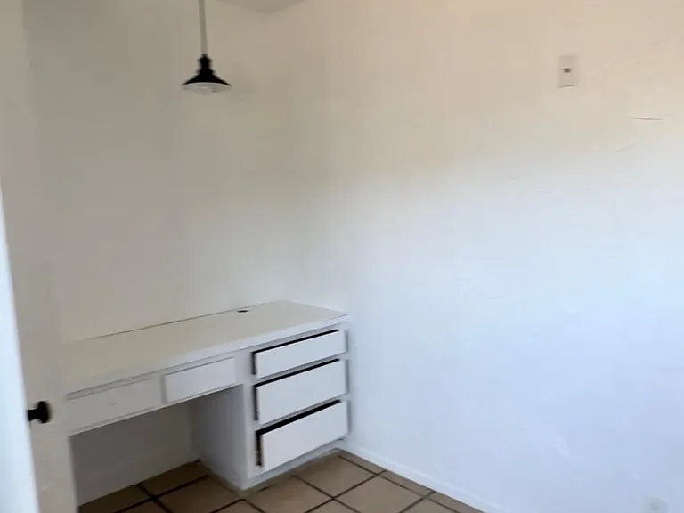 500 S Bentwood Dr — Photo 24