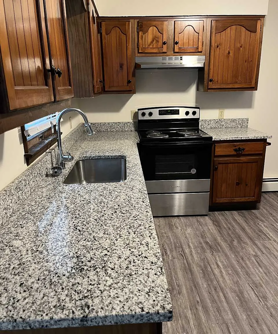 2 bed, 1.5 bath, $1,200 — Photo 4