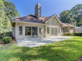 33 Cottonwood Ln, Hilton Head Island, SC 29926