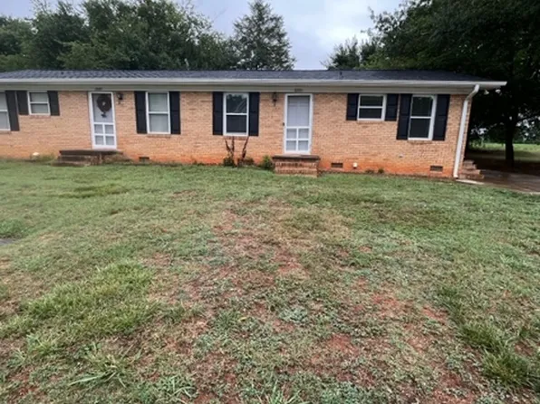 108 Hillcrest St #A, Shelby, NC 28152