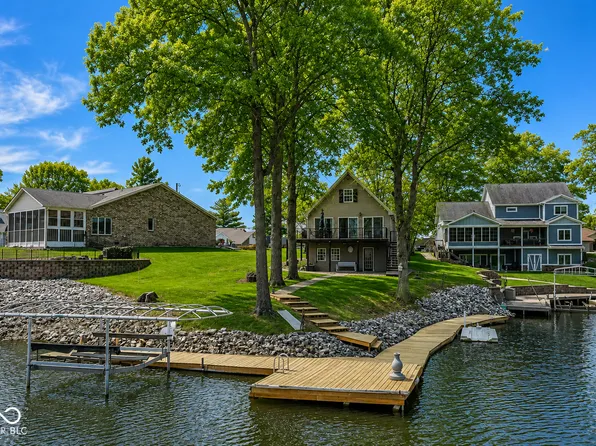 186 Mill Spgs, Coatesville, IN 46121