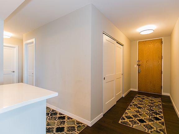 4th image of 5201 S Cornell Ave APT 11C