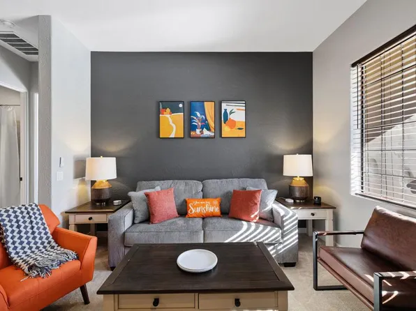 50620 Santa Rosa Plz APT 4, La Quinta, CA 92253