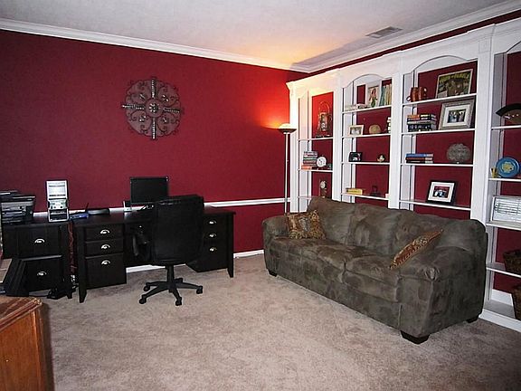 4th image of 20010 Powerscourt Dr