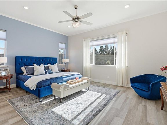 2nd image of 772 Lodge Ln