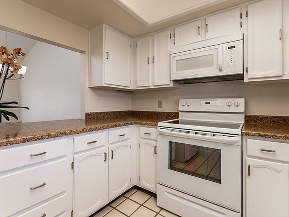 02_Kitchen