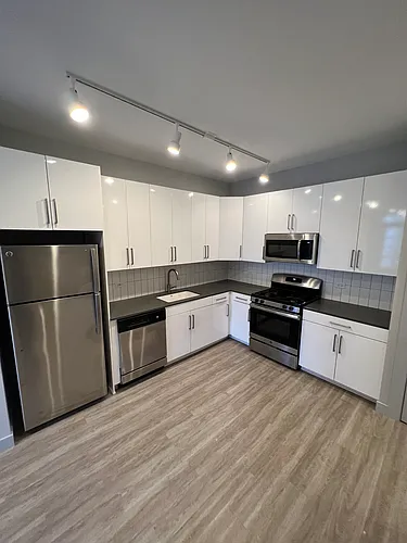 331 S Wells St #1104 Photo 1