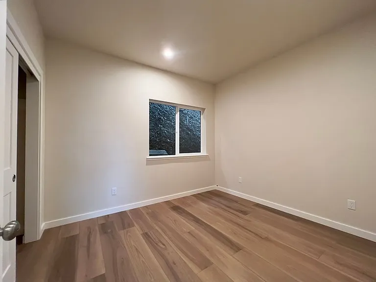 Hilltop Drive, 2991* — Photo 21