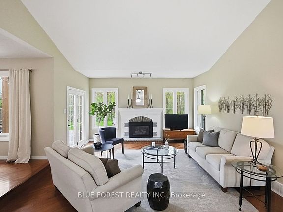 5th image of 1311 Aldersbrook Rd