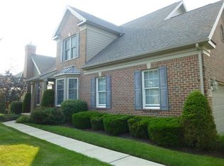 44812 Broadmoor Cir S, Northville, MI 48168