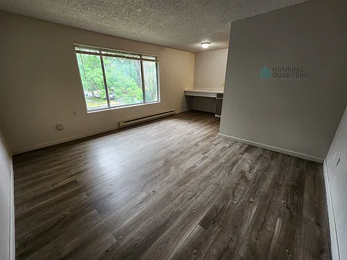 1810 N Addison St #6 Photo 1